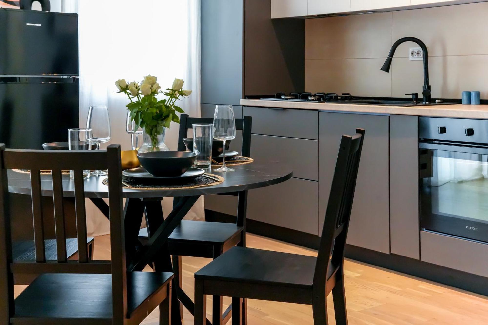 Maria - Modern Apartment With Parking And Workspace Bucareste Exterior foto